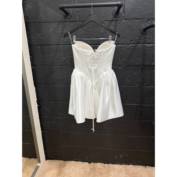 Rosie Etienne, Valentina - Picture 6 of 7